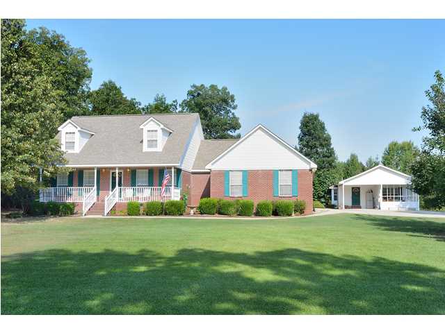 762 CR 393, Killen, AL 35645 