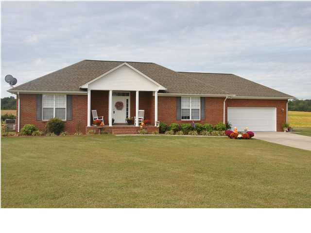 60 Blue Heron Dr. S., Killen, AL 35645 