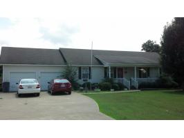 8714 County Road 25, Killen, AL 35645 