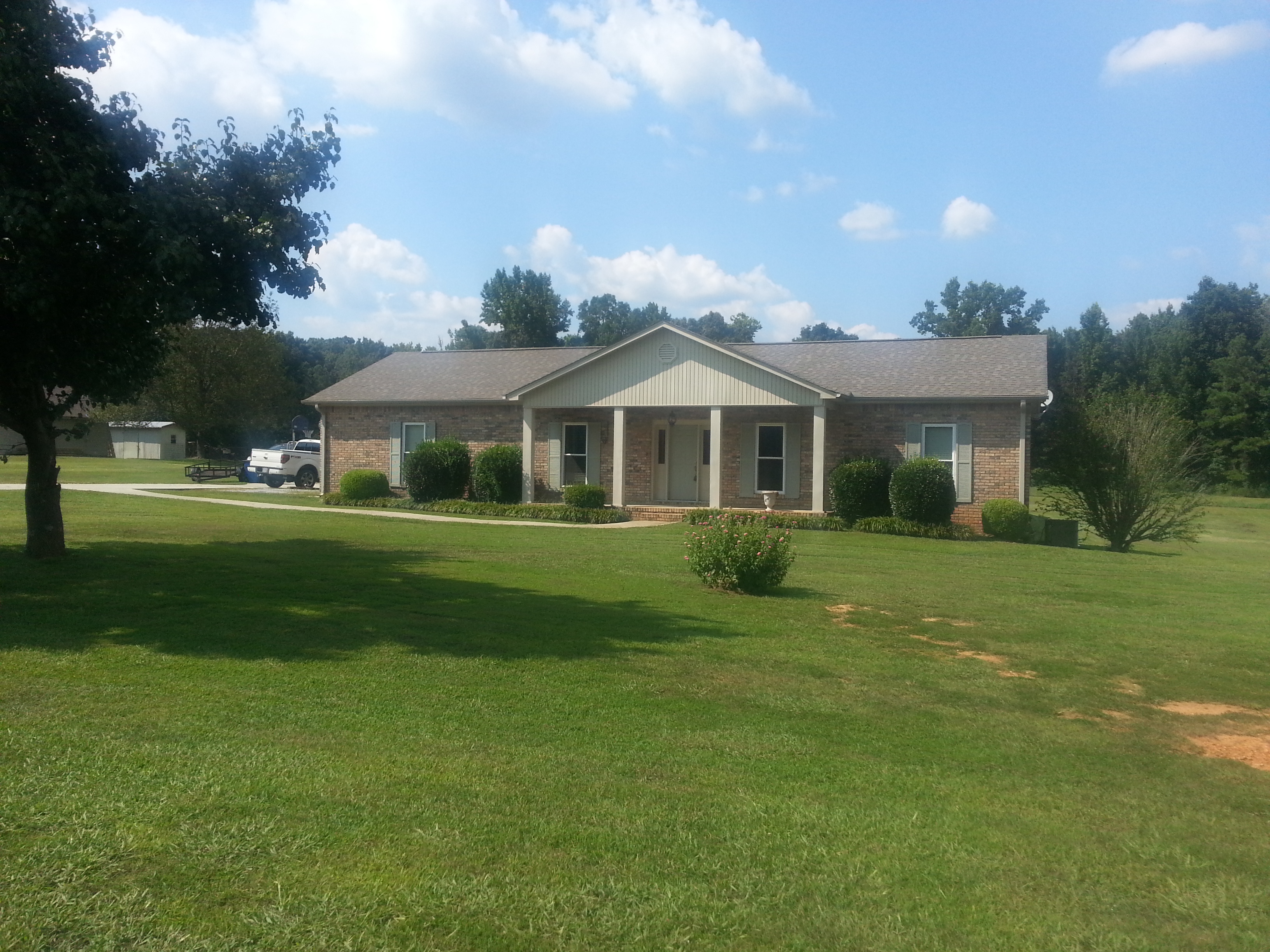3121 Underwood Rd, Russellville, AL 35653 