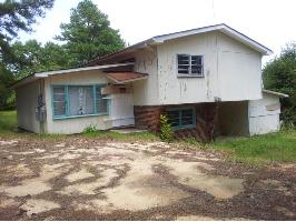 1804 27th St., Haleyville, AL 35653 