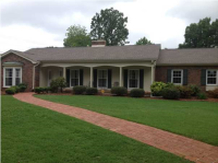 1918 Tressie St., Sheffield, AL 35660 