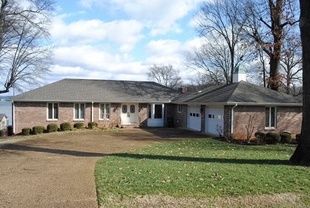 4015 Kernachan Drive, Muscle Shoals, AL 35661 