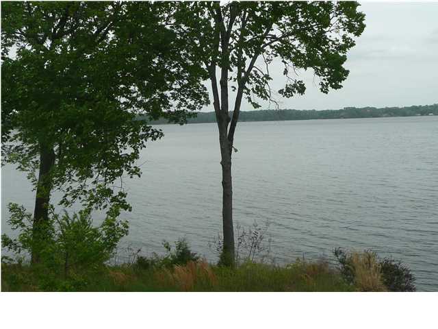 438 Millstream Cove Rd., Muscle Shoals, AL 35661 