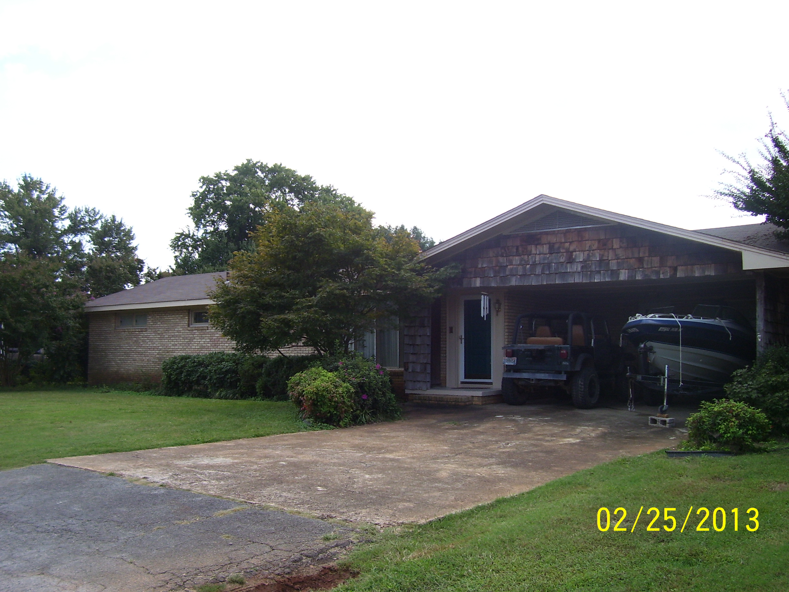 114 Pasadena Ave. W., Muscle Shoals, AL 35661 