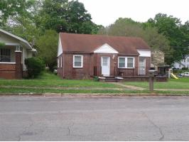 709 N Columbia Ave, Sheffield, AL 35661 