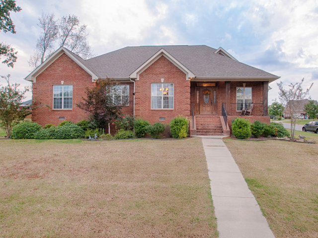 100 Inglewood Dr., Tuscumbia, AL 35674 