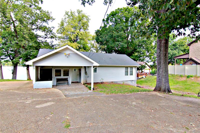 765 Carter Dr, Tuscumbia, AL 35674 