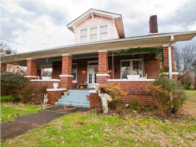 700 3rd Street, Tuscumbia, AL 35674 