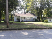 406 7th St. East, Tuscumbia, AL 35674 