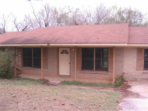 1643 Will Logan Road, Ozark, AL 36360 