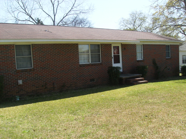 185 DOWLING STREET, Ozark, AL 36360 