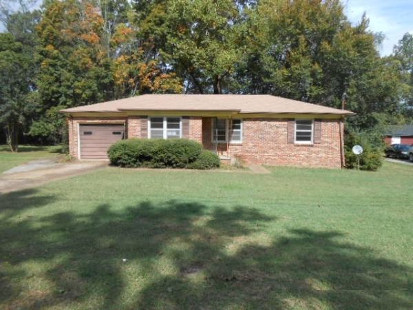 3104 Greenhill Dr NW, Huntsville, AL 35810 