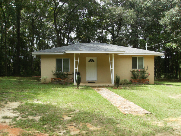 1251 County Road 11, Ozark, AL 36360 