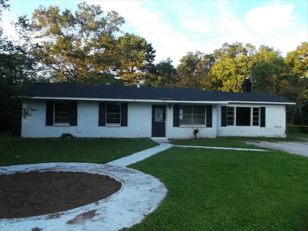 550 Mcbride Cir N, Axis, AL 36505 