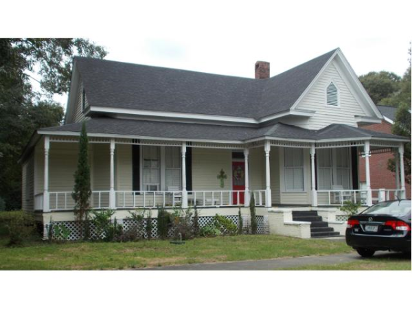 222 Academy Street, Geneva, AL 36340 