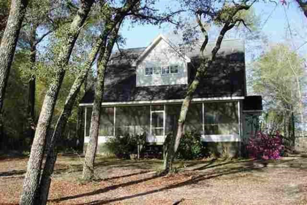 1285 McDougald Street, Geneva, AL 36340 