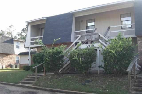 209 Apache Drive 20-A, Enterprise, AL 36330 