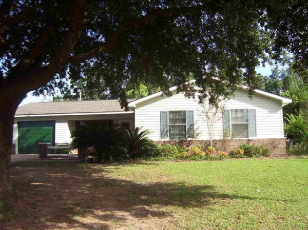 102 Lightfoot Drive, Enterprise, AL 36330 