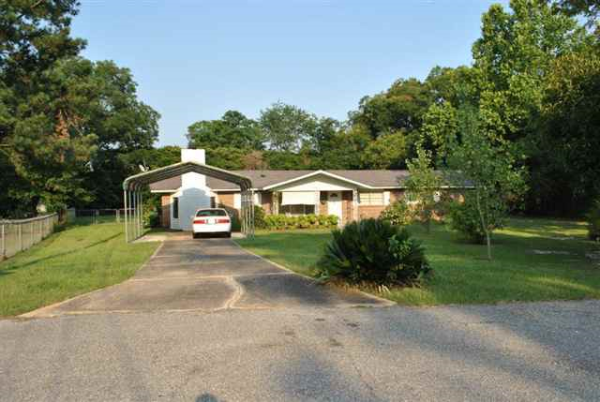 104 Linda Circle, Enterprise, AL 36330 