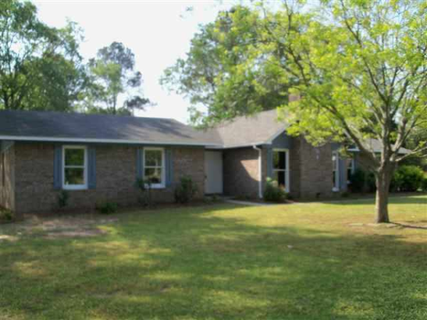 101 Loyola Circle, Enterprise, AL 36330 