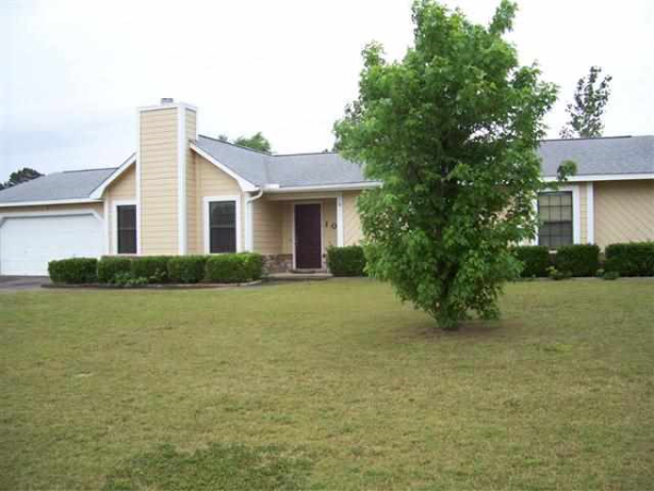 103 Candlewood Dr., Enterprise, AL 36330 