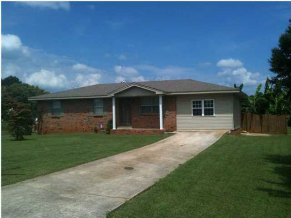 60 Bellevue Street, Russellville, AL 35653 