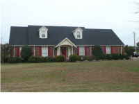 201 Mary Ellen Dr., Muscle Shoals, AL 35661 