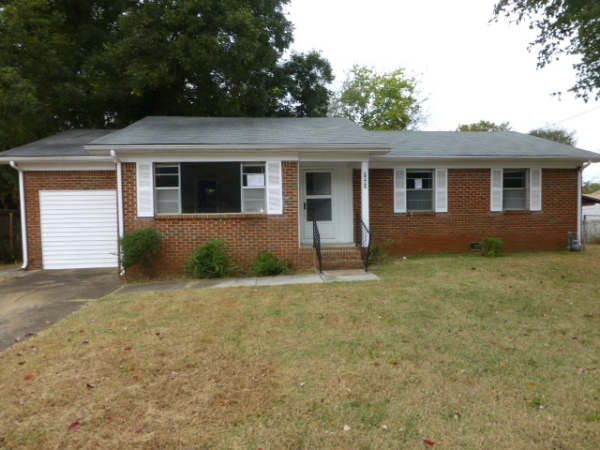 4007 Gunnison Ln NW, Huntsville, AL 35810 