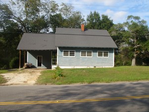 543 East Third Street, Luverne, AL 36049 
