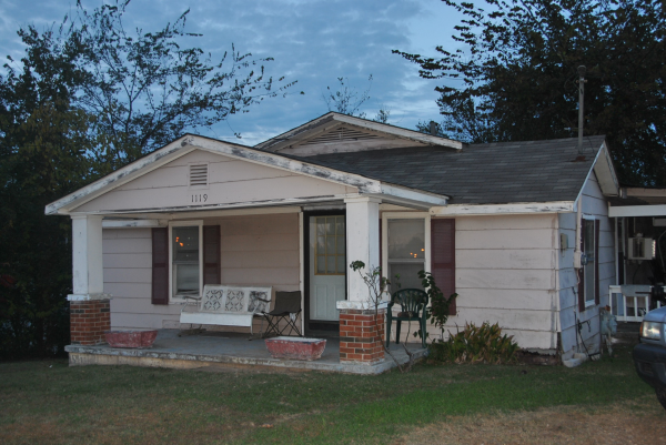 1119 Glendale Avenue, Florence, AL 35630 