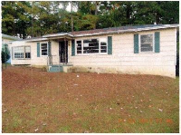 617 Callahan Rd, Birmingham, AL 35215 