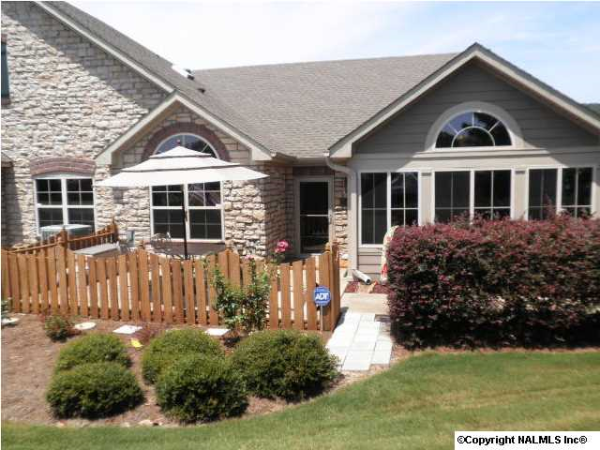 64 Laurel Lane, Brownsboro, AL 35741 