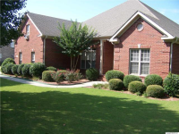 233 Twin Lakes Drive, New Market, AL 35761 