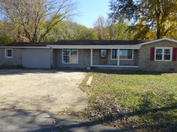 154 Pauline Dr, Hazel Green, AL 35750 