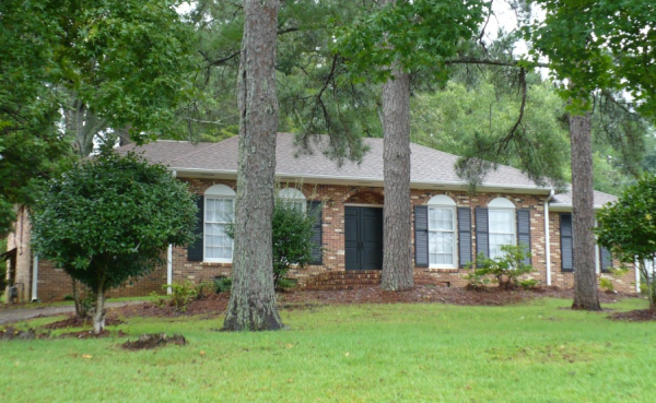 1307 Gwen Mill Drive, Opelika, AL 36801 