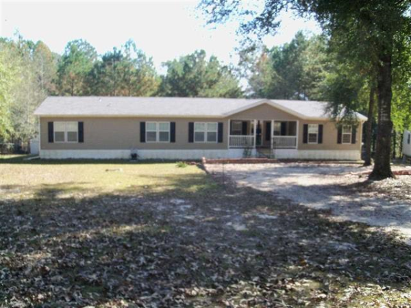 854 County Road 60, Skipperville, AL 36374 