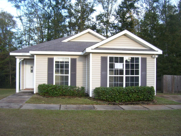 1001 Hamilton Bridges Dr E, Mobile, AL 36695 