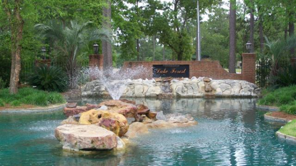 124 Lake Front Drive, Daphne, AL 36526 