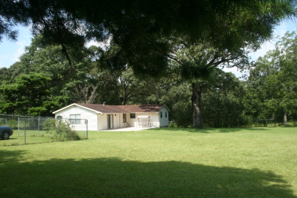 10588 Sweetwater Dr E, Chunchula, AL 36521 