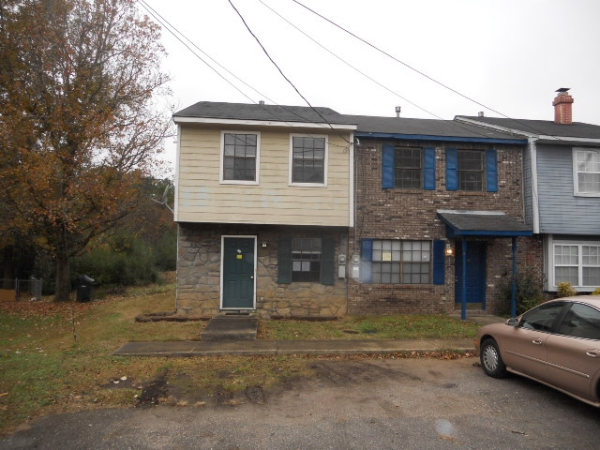 1914 Springlake Ct, Birmingham, AL 35215 