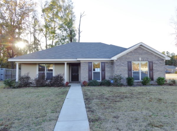 1233 Pondcypress Dr, Montgomery, AL 36117 