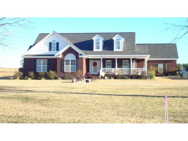 2050 Randall Wade Rd, Headland, AL 36345 