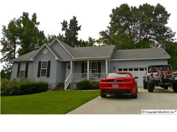 53 McGovern Road, Hartselle, AL 35640 