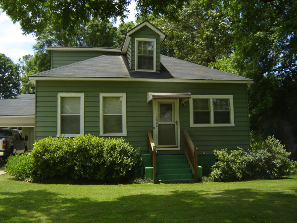 2008 29th Boulevard, Valley, AL 36854 