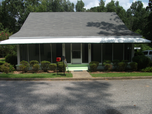 1513 55th St., Valley, AL 36854 