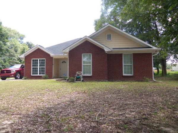 10 Ihagee Creek Dr, Fort Mitchell, AL 36856 