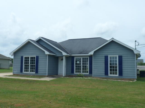 32 Fallowfield Drive, Fort Mitchell, AL 36856 