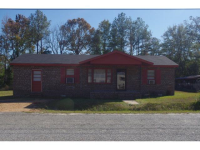 21 Oak Street, Fort Mitchell, AL 36856 