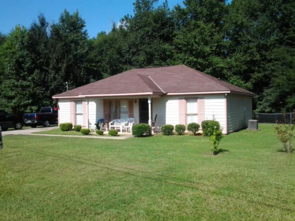 37 Lee Rd 999, Smiths Station, AL 36877 